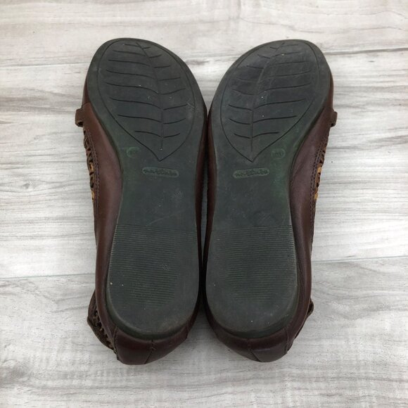 Nurture Flats Women's 9 Brown Leather Slip On Buckle Strap Sandal Shoes - Picture 11 of 12